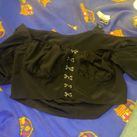 cropped off the shoulder and tummy top - Picture 1 of 1